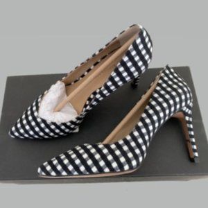 Banana Republic 5M Black and White Plaid Pointed Toe Pump